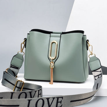 Street‑Style Mini Crossbody