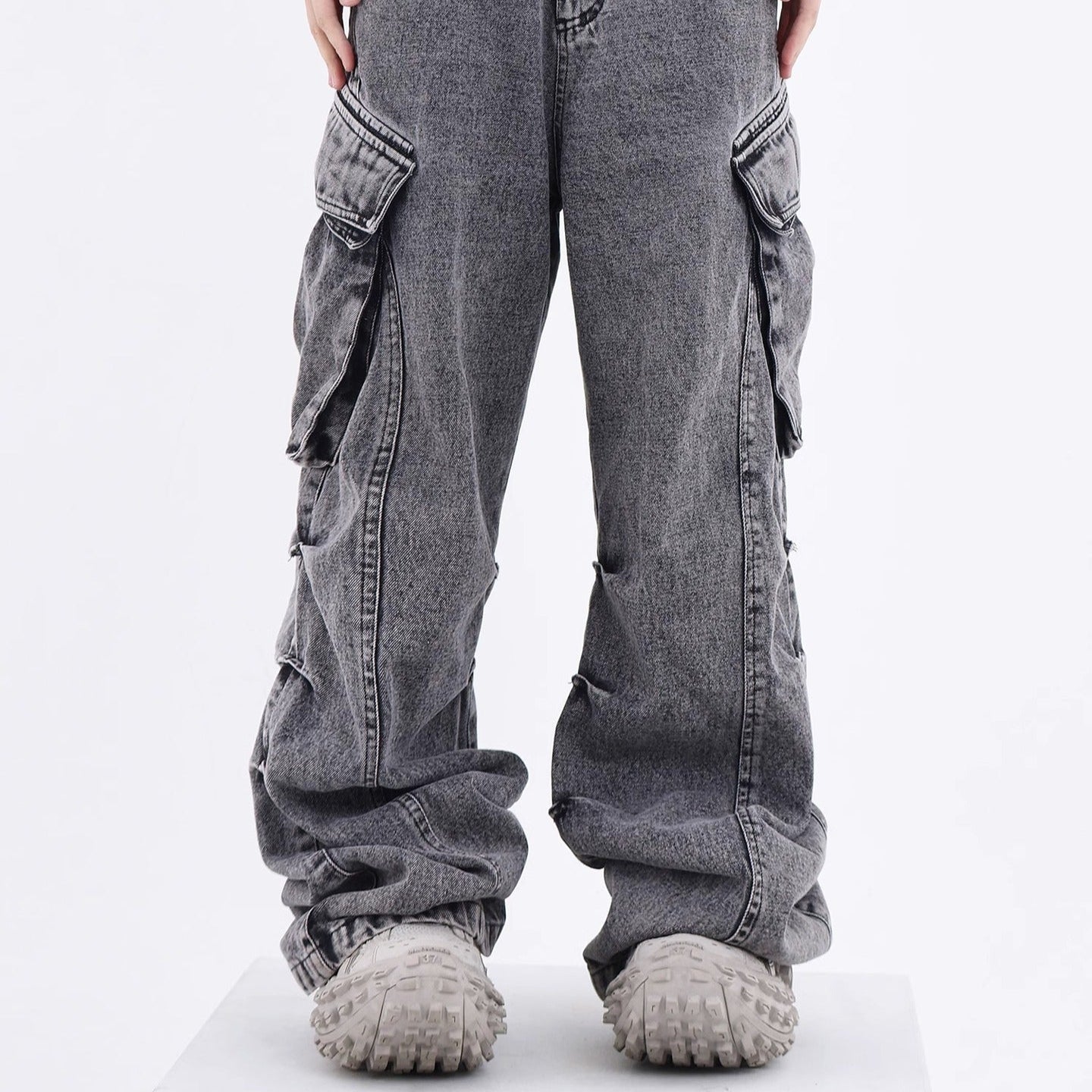 Wide Leg Straight Jeans