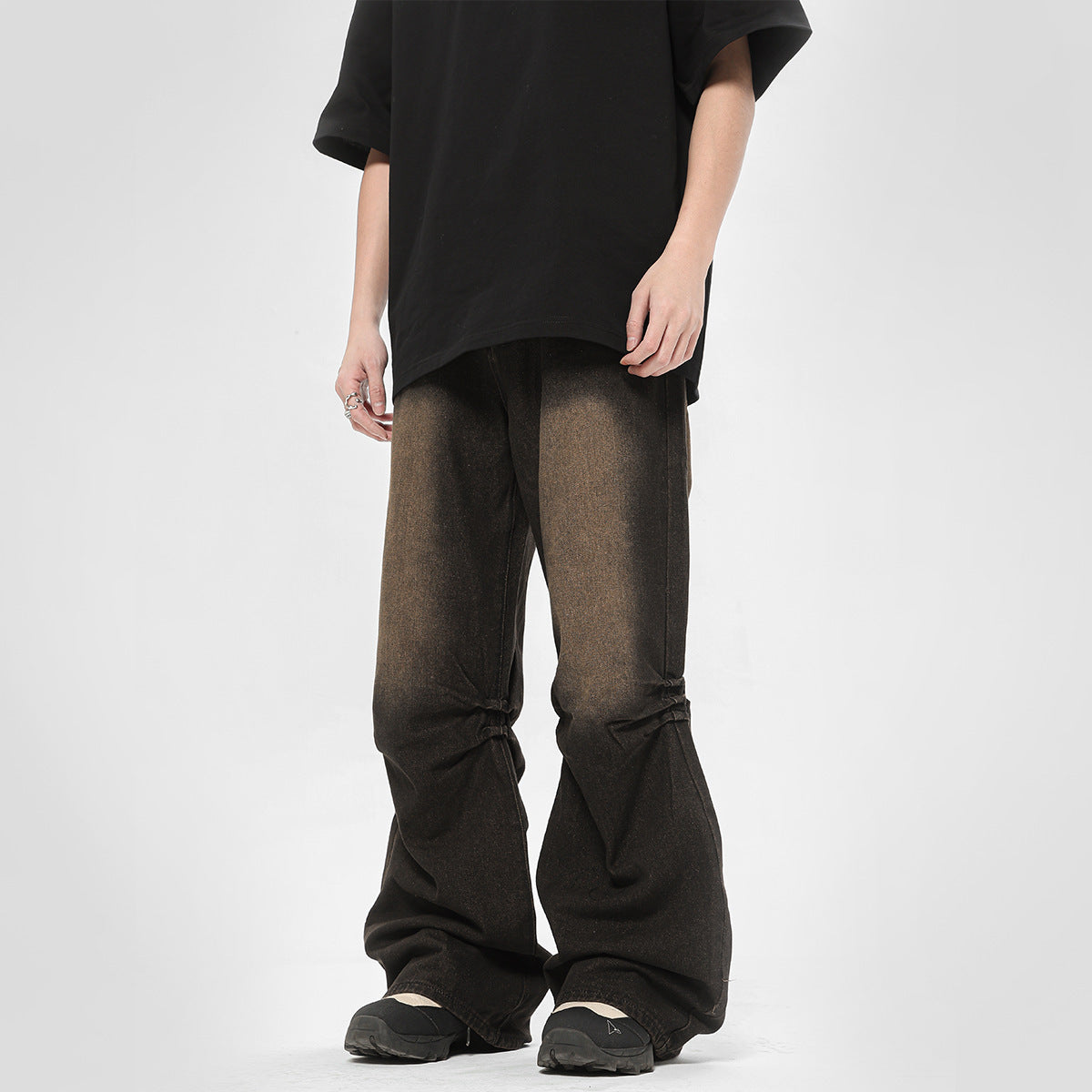 Gradient Distressed Jeans