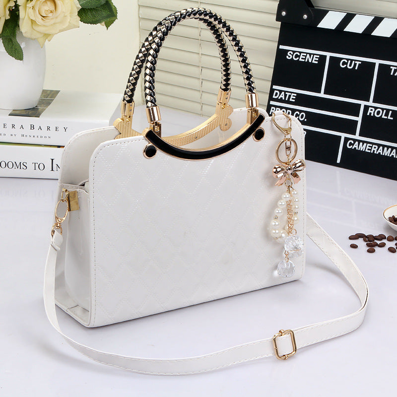 Lingge Shoulder Bag
