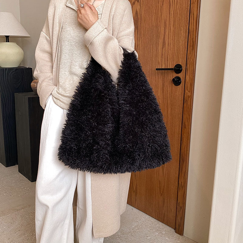 Autumn & Ainter Plush Handbag