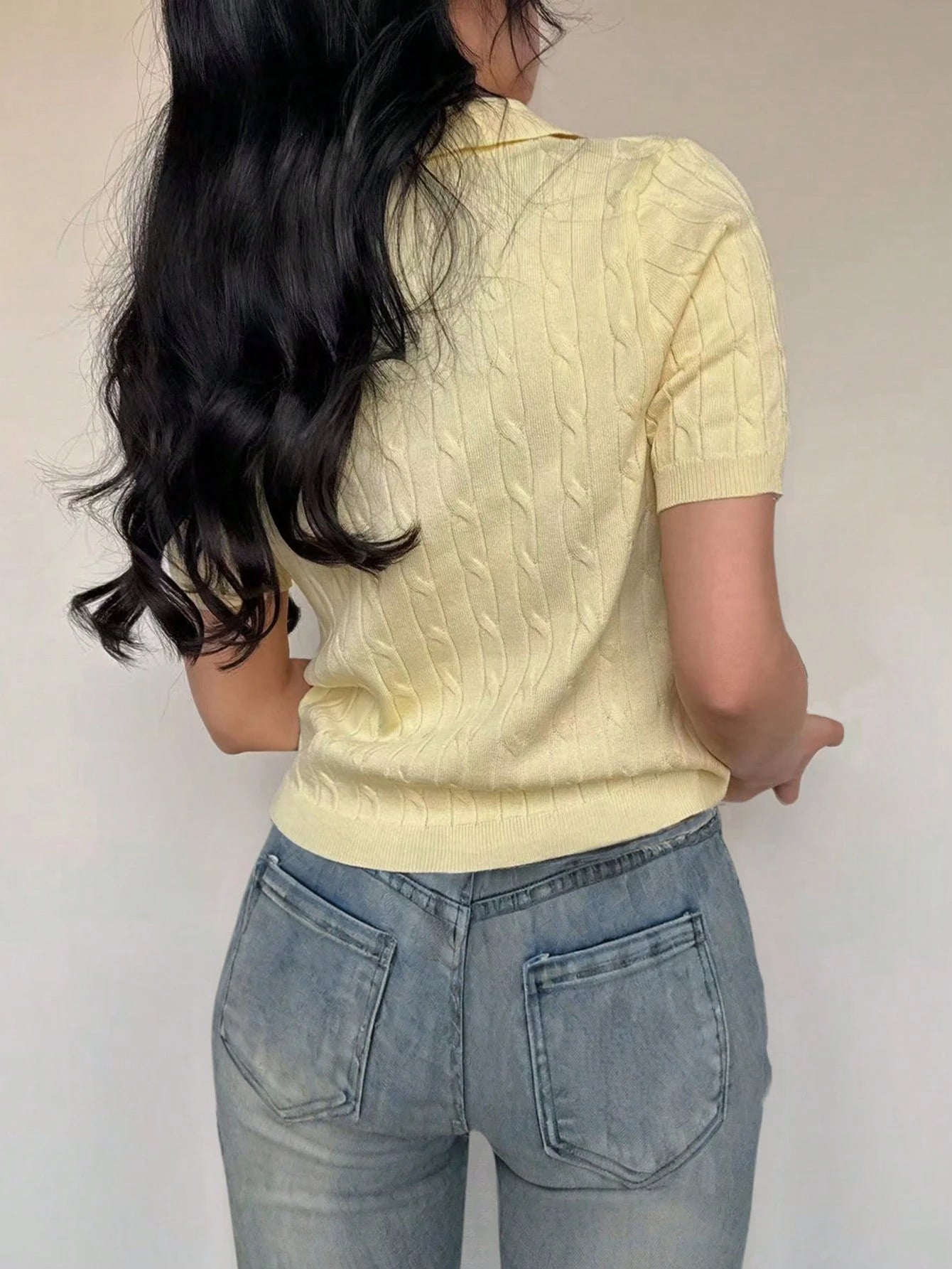 Ribbed Collared Short Sleeve Top