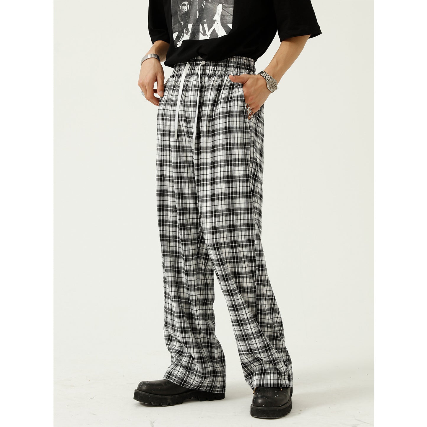 Plaid Loose-Fit Sweatpants