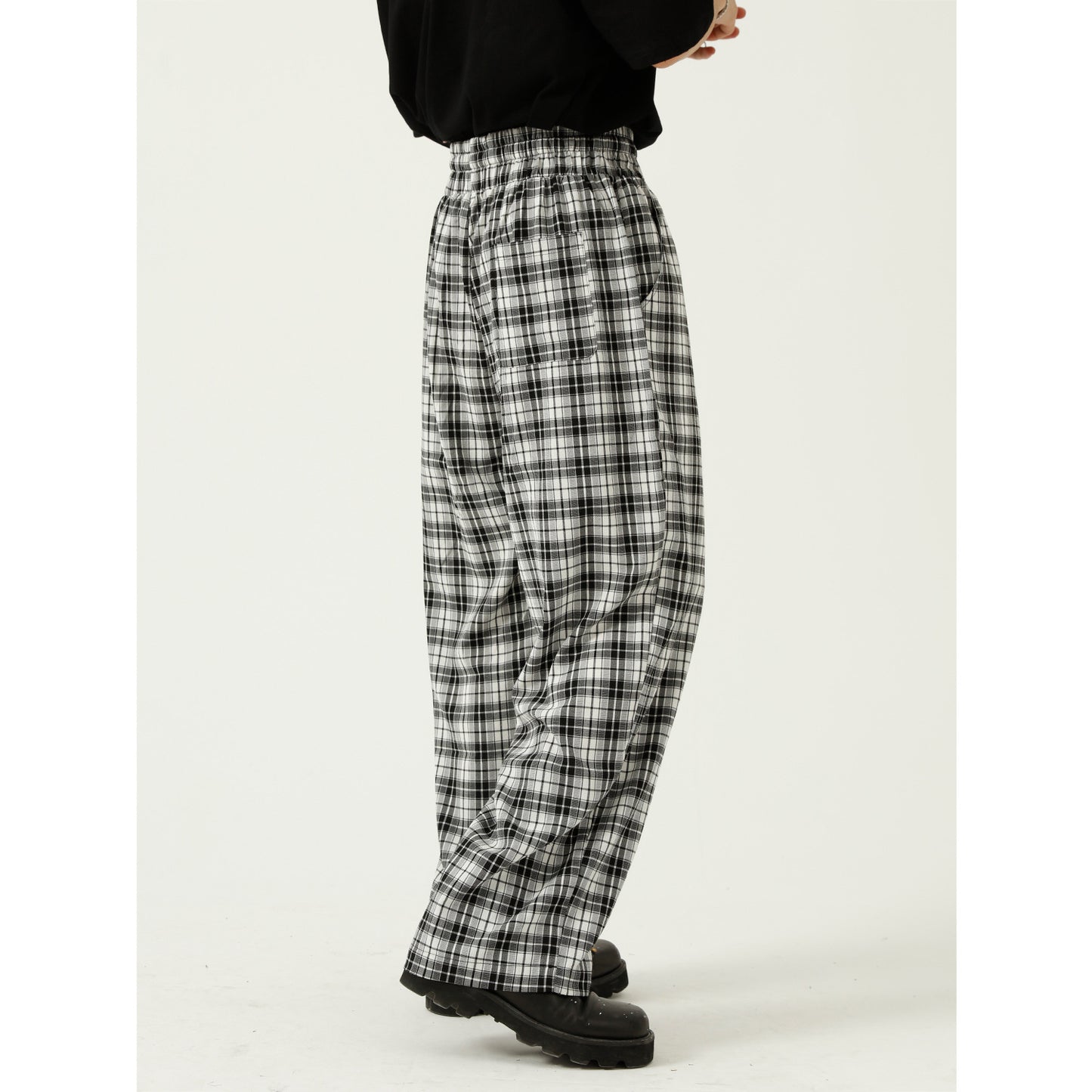 Plaid Loose-Fit Sweatpants